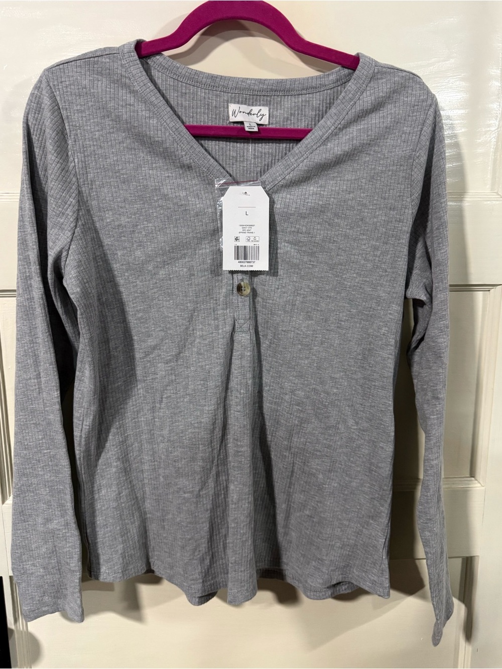 Gray Henley Women’s Pullover size Large